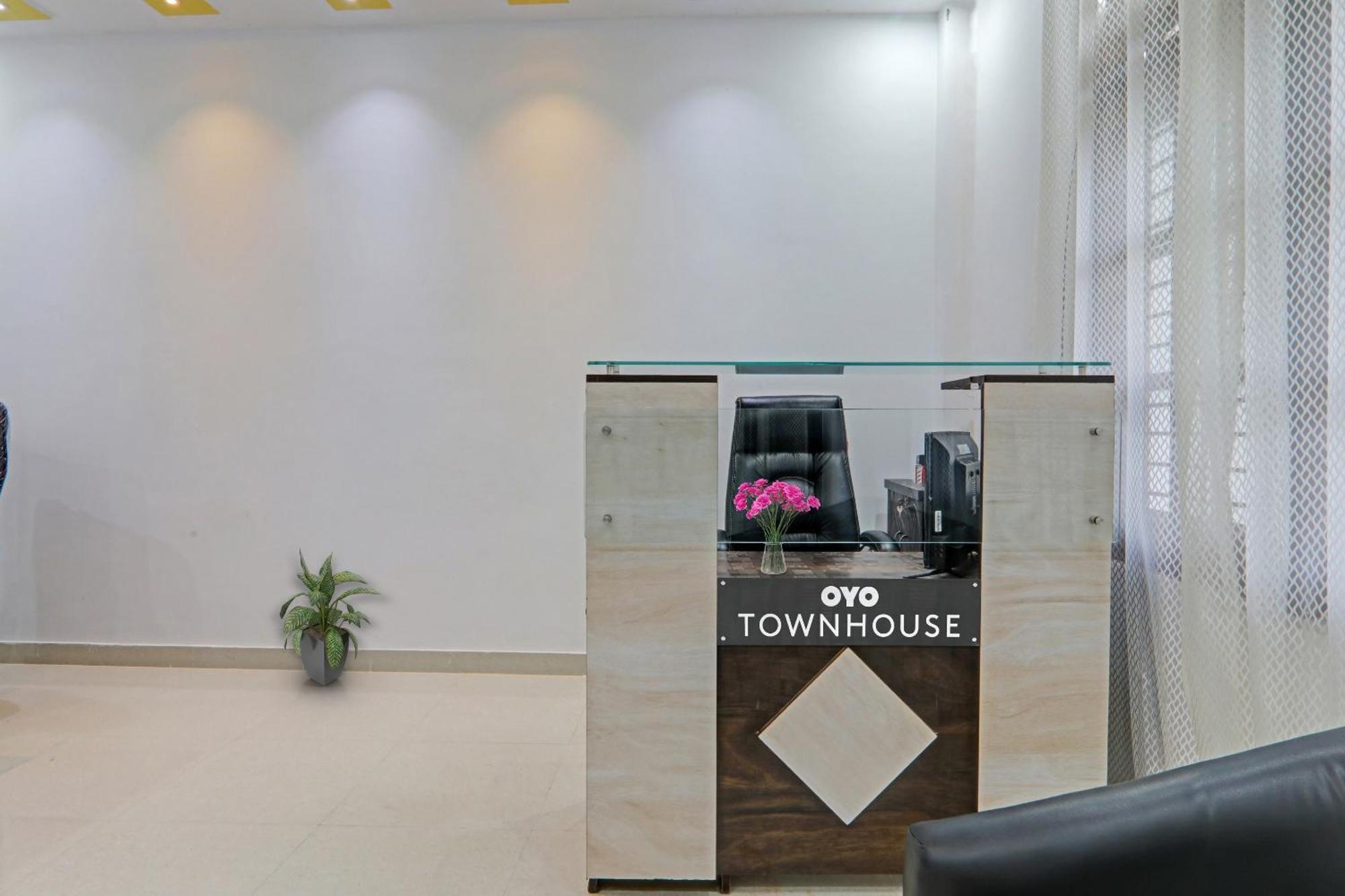 Chinhat Townhouse Relax Inn מראה חיצוני תמונה